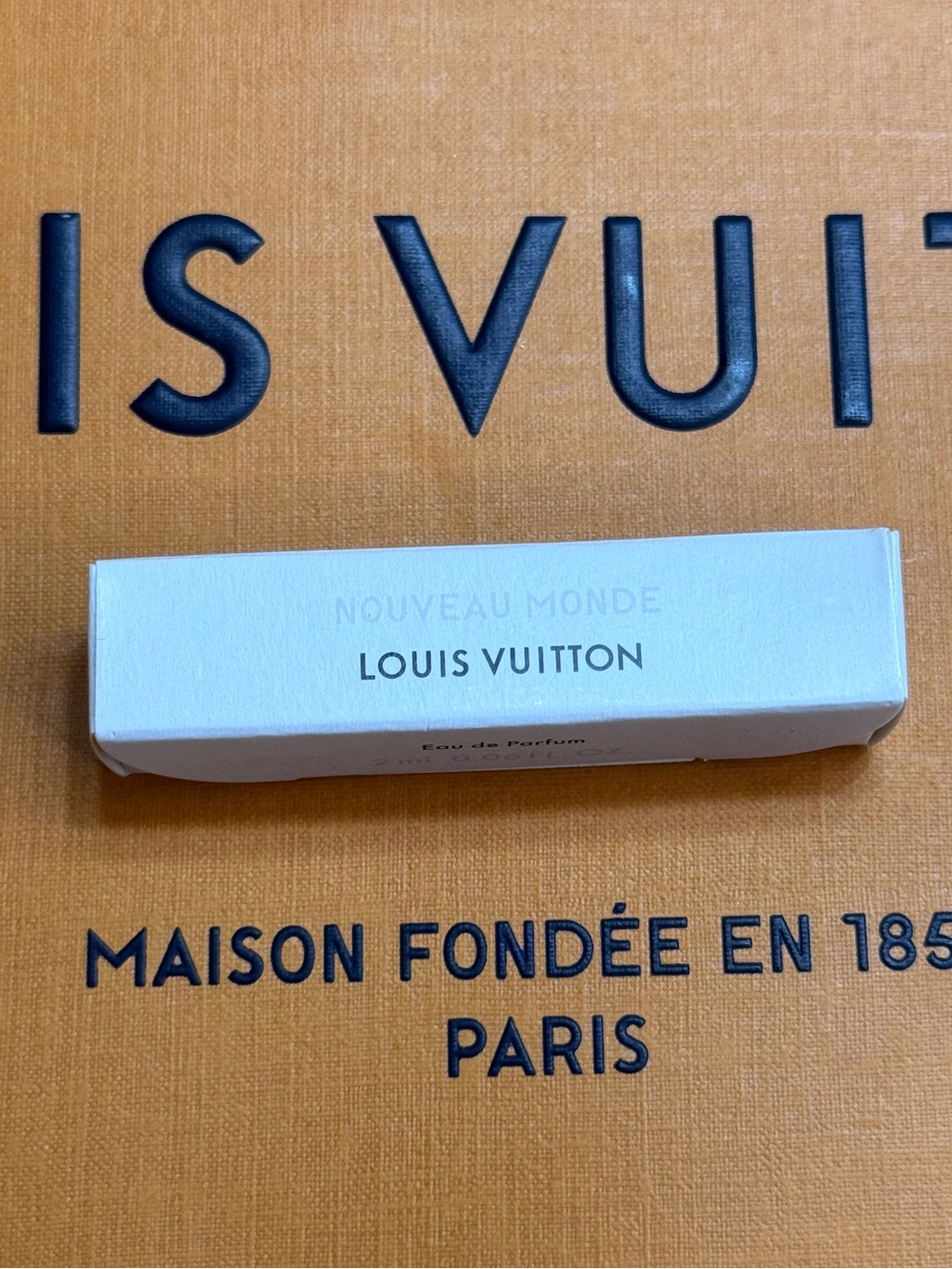 Louis Vuitton Nouveau Monde Sample